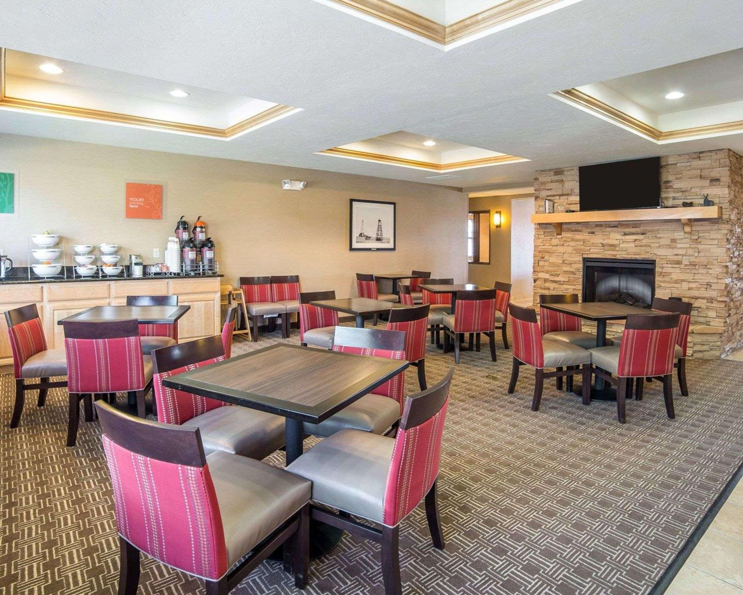 Comfort Inn Evansville-Casper Exterior photo