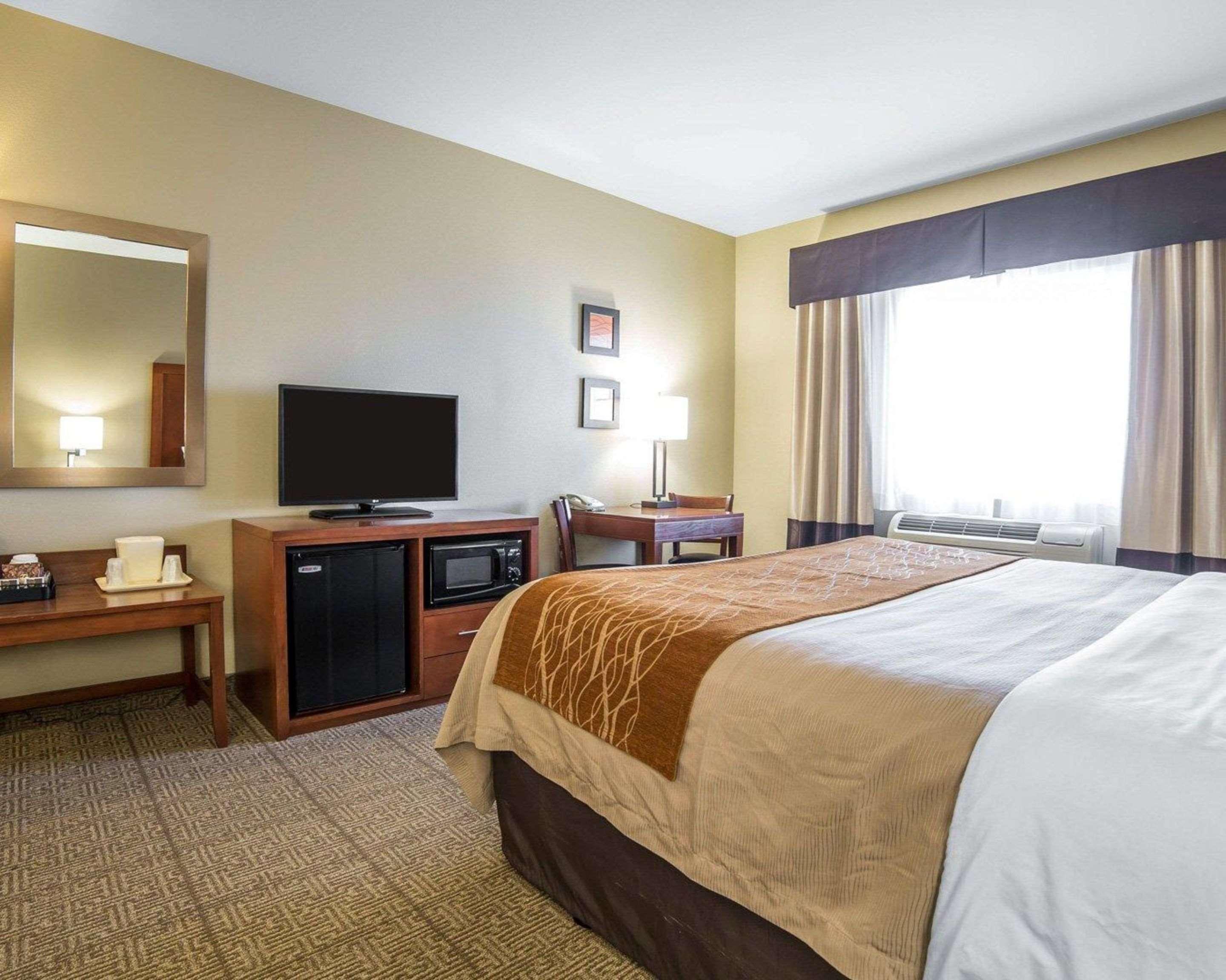 Comfort Inn Evansville-Casper Exterior photo